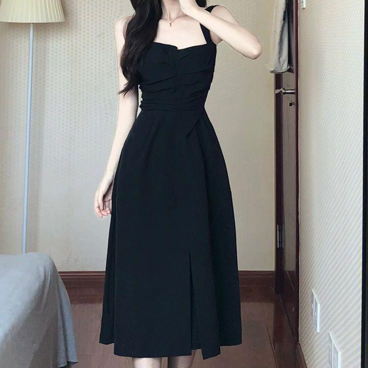

Elegant Black Maxi Dress with Waist-Cinching Slim Straps for Women - Photo-Ready Socialite Style (2026 Edition) S (45-55 kg)