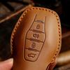 Chery Jetour Handmade Crazy Horse Leather Car Key Cover with Buckle