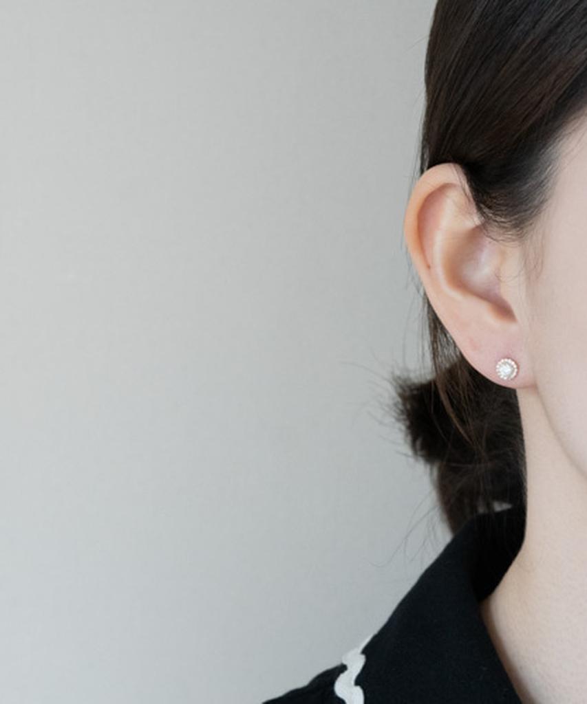 Alleun Silver 925 Cubic Round Bold Silver Earrings