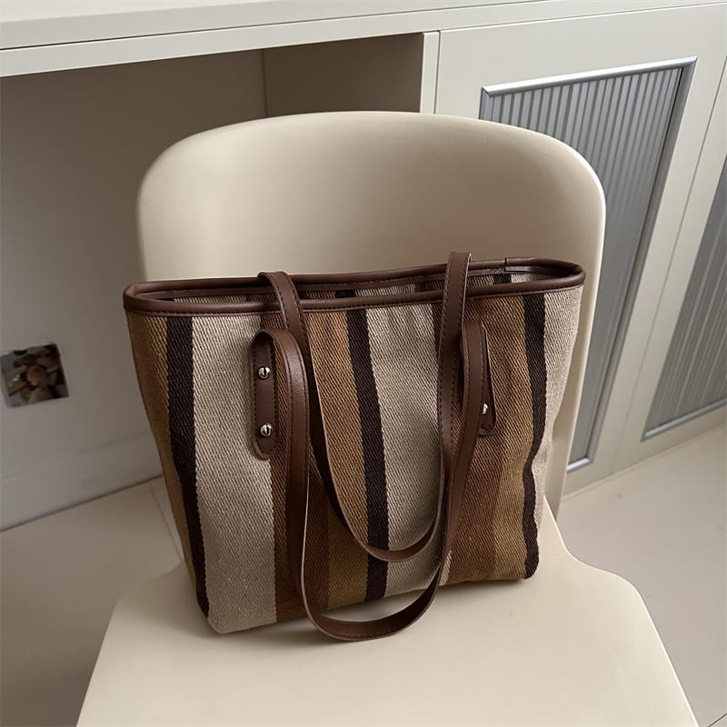 

1 шт. полосатая сумка-ведро через плечо, модная сумка-тоут, в которую можно положить мобильный телефон (20cm<Max Length<30cm)