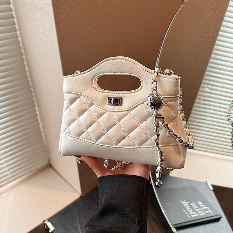 Handbag Bucket bag New chain Shoulder bag Women's fashion versatile diamond messenger bag