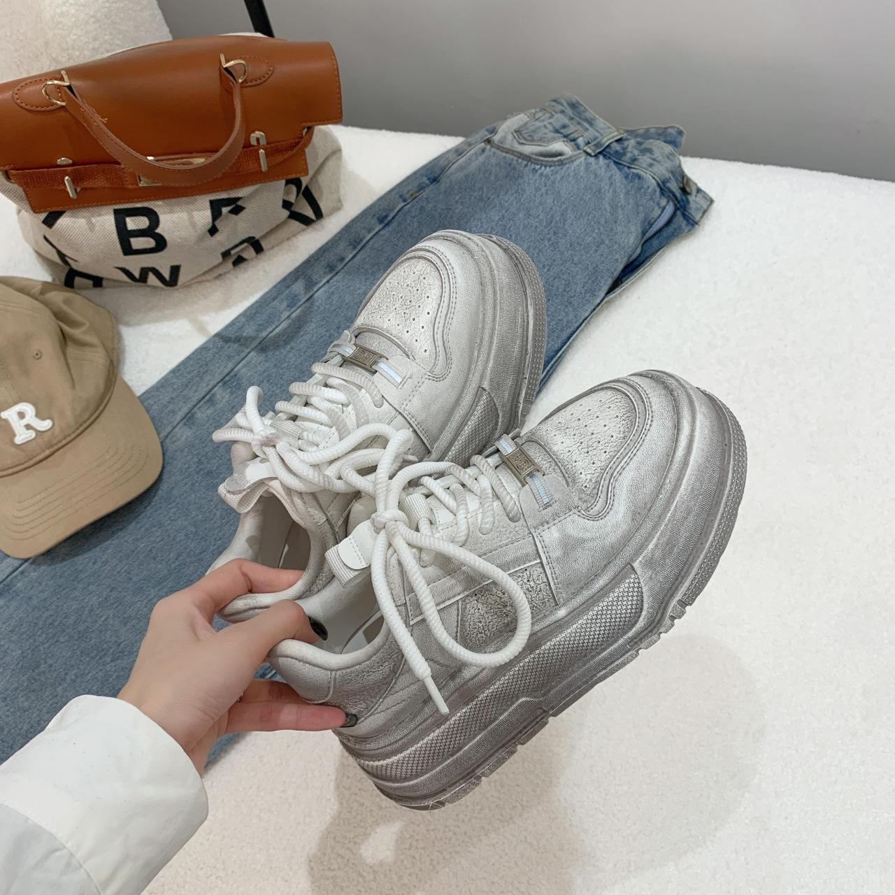 

Классический лак, модная толстая подошва, маленькие белые туфли, женская обувь, новые модели весны и осени 2025 года, старые спортивные и досуговые туфли 40