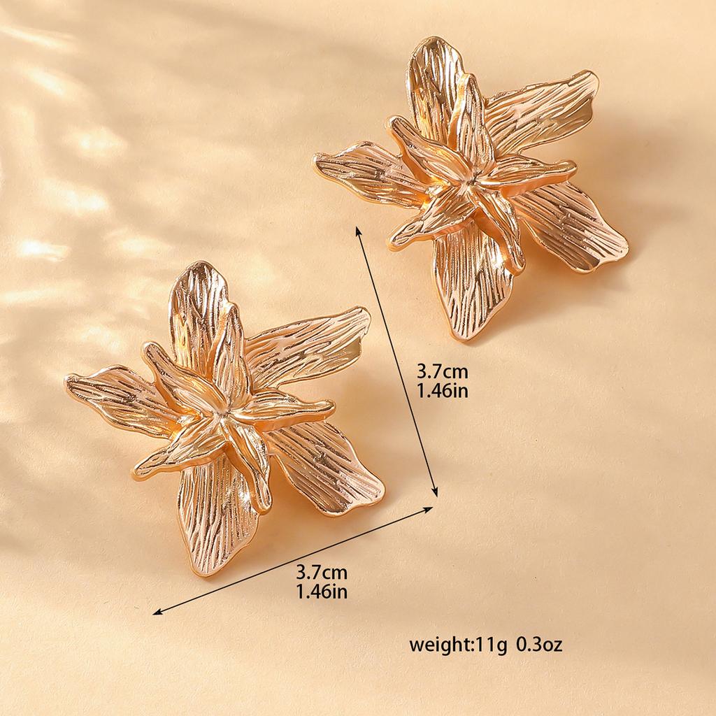 Accessories Circle Hollow Fan Circle Metal Earrings Women'S French Retro Elegant Niche Premium