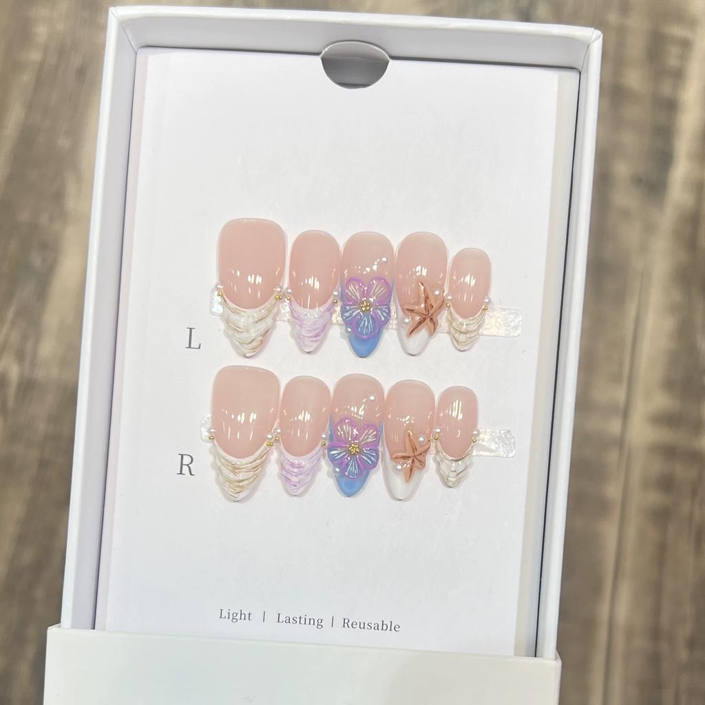 10 Pcs French Almond Fake Nails Light Pink Flower Decor Stick On Manicure Simple Fashion Wearable Nails For Women
