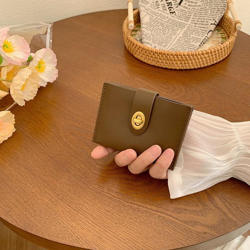 

Япония и Корея маленький кошелек женский короткий новый однотонный простой тонкий высококлассный студенческий инс многокарточный тонкий кошелек женский темно-коричневого