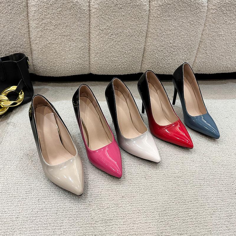 Fashion African Woman Shoe High Heels Pointed Toe 2025 Patent Leather Sexy Pump Work Dress Professional Burgundy Spikes Latest Beige Cro