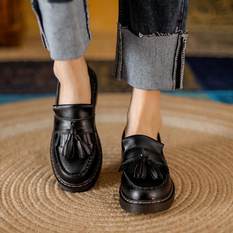 Leather Vintage Nostalgia Lolita Shoes Tassel Cowhide Loafers Women Shallow Student Maiden Shoes Pumps Mary Janes Shoes