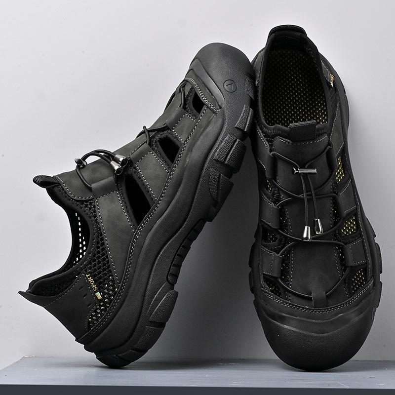 Fashion Hollow Out Summer Men's Sandals Ultra-light Mens Casual Shoes Outdoor Male Besch Shoes Anti-collision Toe Roman Shoes Sneakers