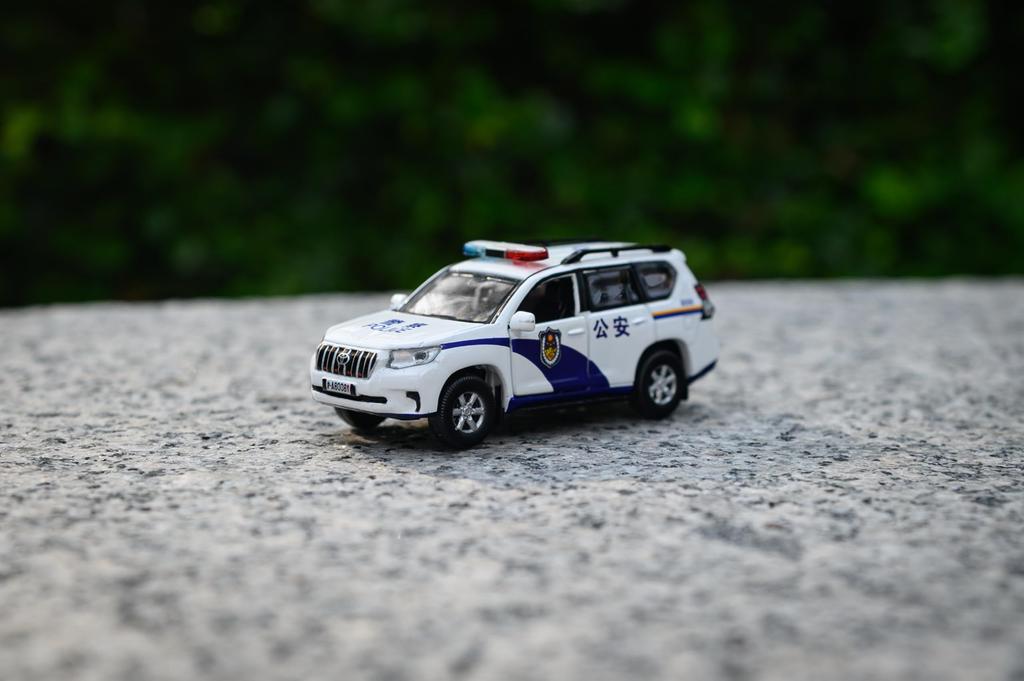 Tiny City Scale CN03 Toyota Prado Chinese Police Vehicle Diecast Model Car 1/64 (8008)