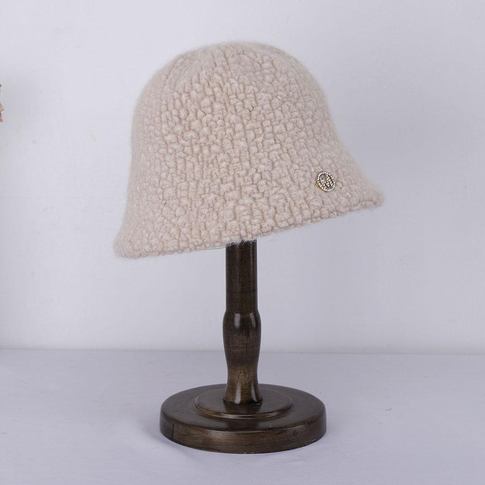 Hat Soft Women's Winter Bucket Hat Felt Lamb Wool for Girl Autumn and Winter Fashion Fur Panama Hip Hop Hat Off White Cap