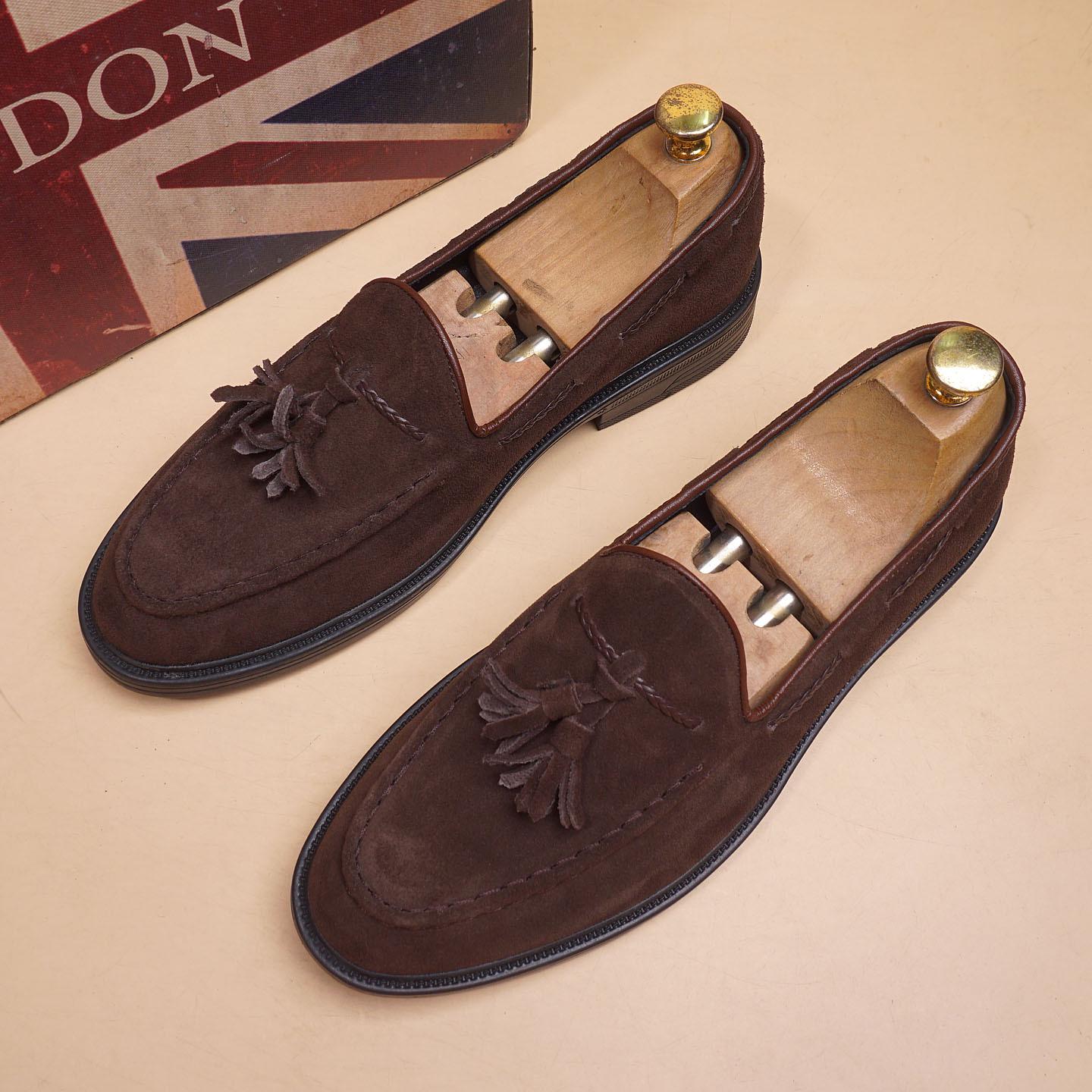 

Мужские замшевые туфли слипоны с острым носком из кожи - Ретро повседневный стиль с увеличением роста и свадебный стиль 41