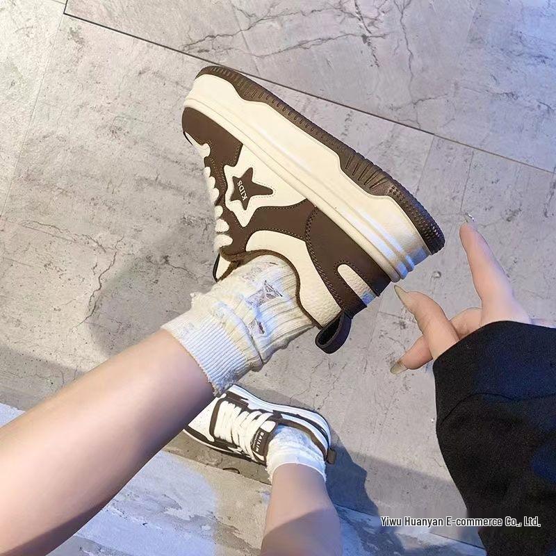 Superheta vita damsneakers 2025: Koreansk stil, tjock sula, mångsidiga fritidsskor för vår och höst