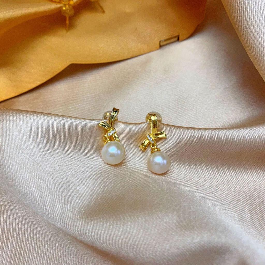 Tancise Jewelry S925 Sterling Silver Bow Earrings Female Gold Fashion Small Pearl Earrings with Natural Freshwater.
