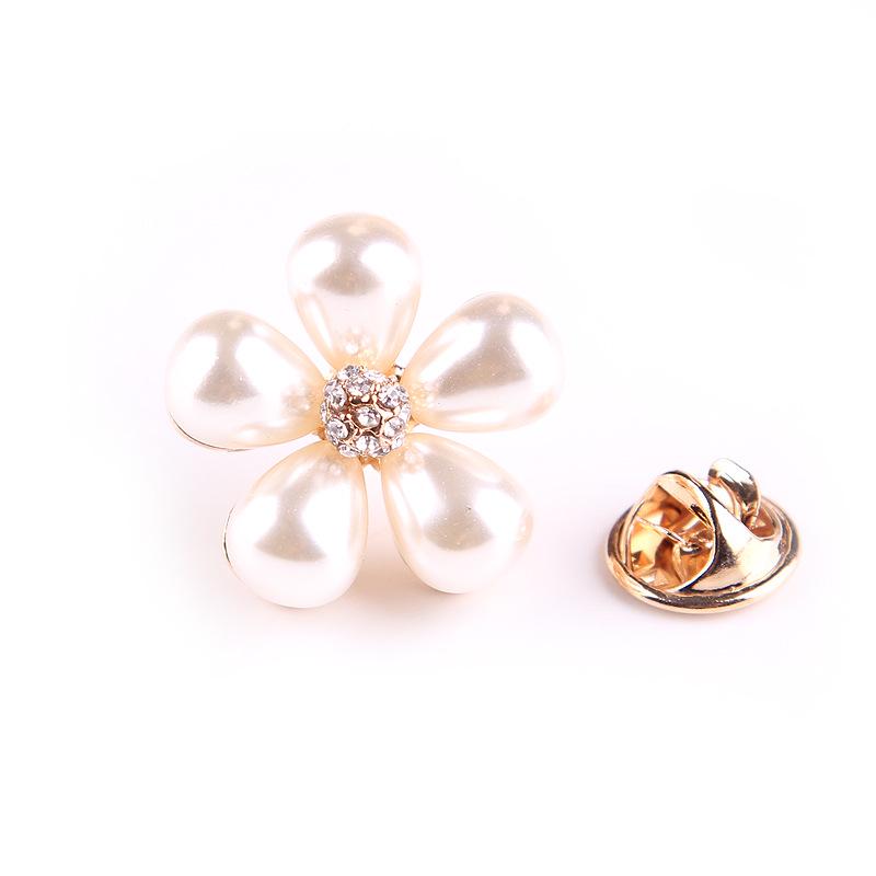 Spilla Corona di Perle e Strass di Cristallo Coreano - Spilla Versatile per Sciarpe da Donna con Spedizione Gratuita