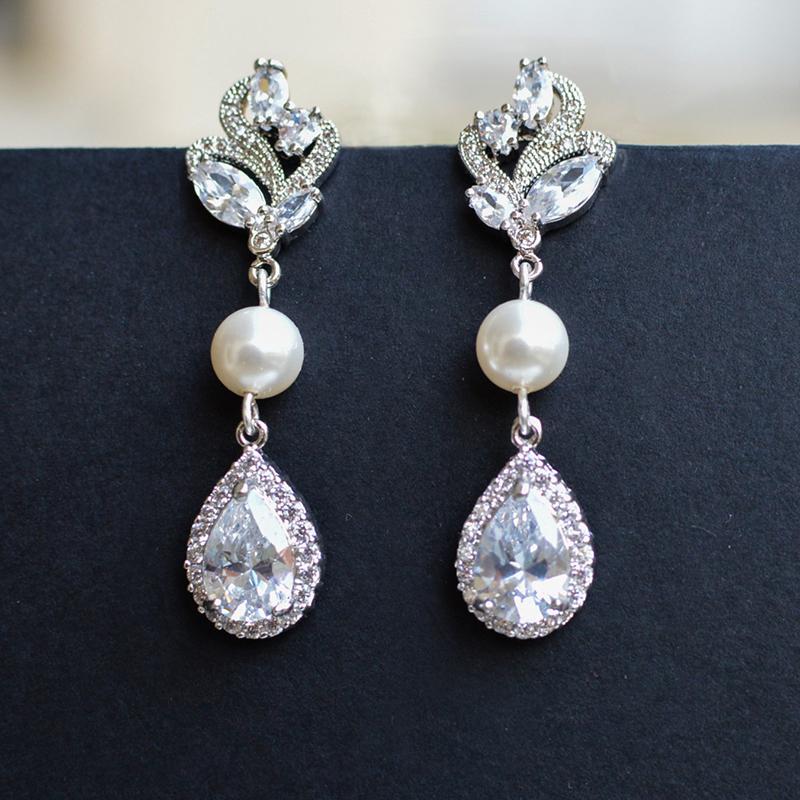 

Huitan Temperament Bridal Wedding Earrings with Imitation Pearl Brilliant Cubic Zircon Luxury Earrings Fashion Zircon for Women
