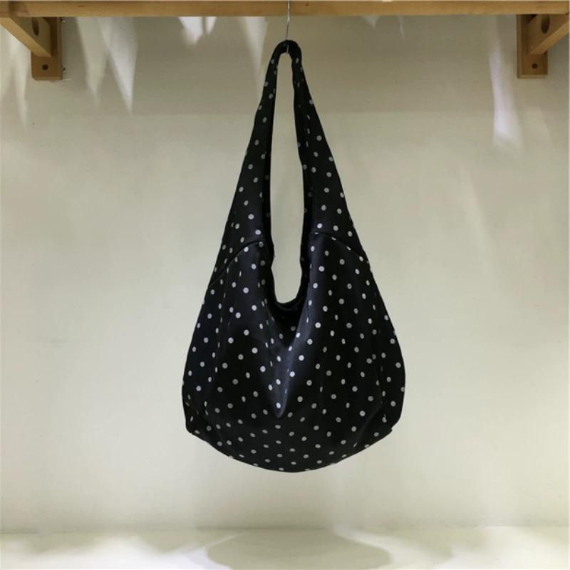 

Small dirty cabinet, Korean cute girl age reduction polka dot bag niche large-capacity casual shoulder canvas tote bag чёрный