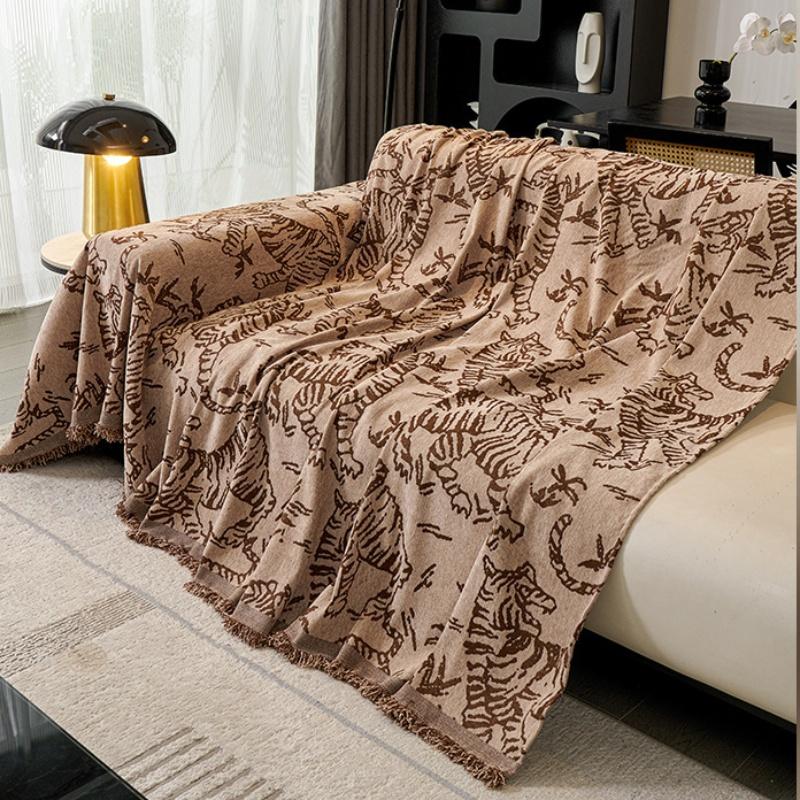 Green Chenille Slipcover Retro Tiger Animal Anti Cat Scratch Furniture Protector Bedspread Couch Towel Full Cover Blanket 3 Set