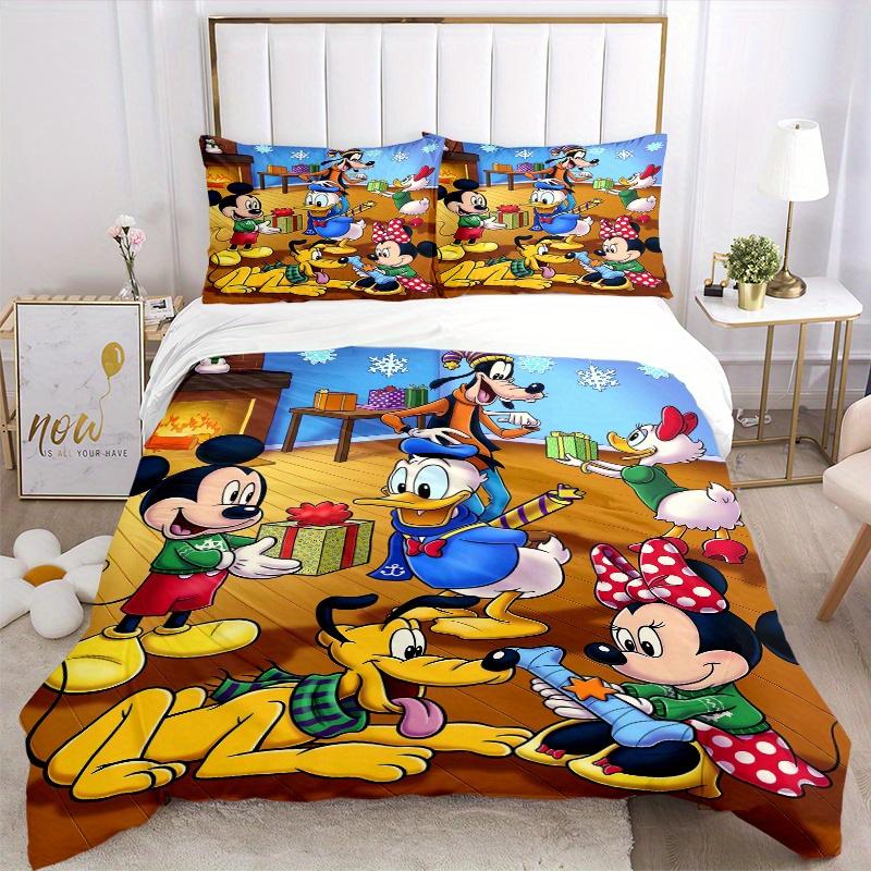 3pcs Merry Christmas Mickey and Friends Bedding Set - 1 Soft Quilt Cover + 2 Pillowcases, Machine Washable - Suitable for All Seasons, Perfect Gi
