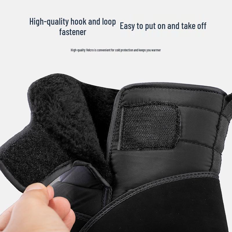 Unisex Plus Size Winter Thick Snow Boots with Non-Slip Soles, Warm Velvet-Lined Short Boots for Outdoor Wear.