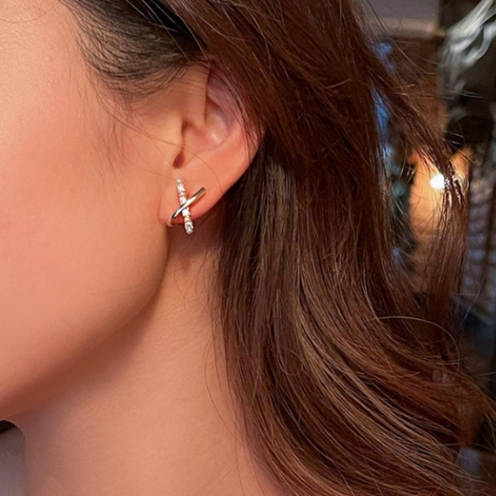 S925 Perlelinje Kubisk Kors Øredobber – Haniel – Fra Korea