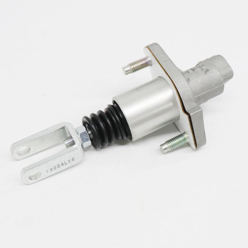 Landwind X8 Kupplungsgeberzylinder für Benzinmotor 4G69 und Dieselmotor X8VM