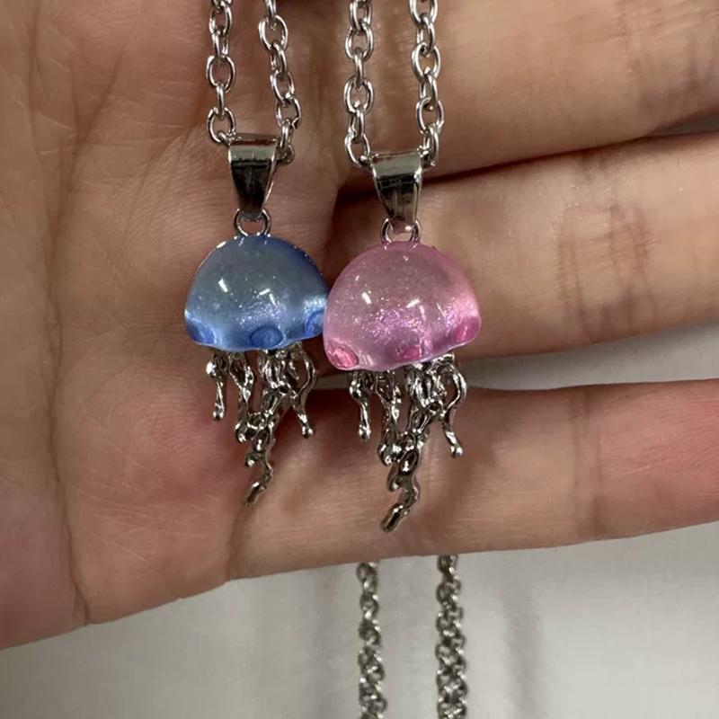 Dreamy Blue Pink Jellyfish Pendent Necklace For Women Vintage Couple Elegant Long Tassels Charms Necklace Simple Jewelry