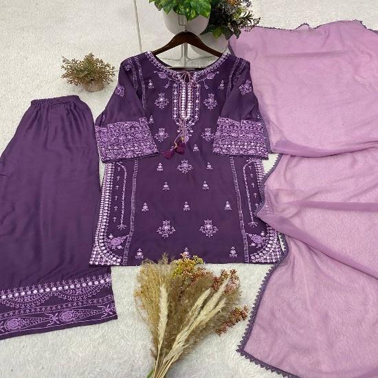 Elegant Embroidered 3-Piece Festive Kurta Pant Set