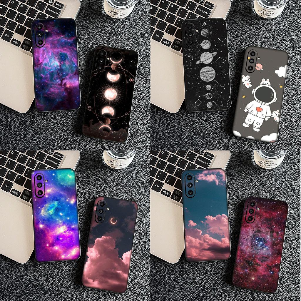 Universe Galaxy Moon Astronaut Stars Casing Phone Cover for Apple iPhone 16 15 14 11 Pro Max 7 8 Plus SE2 SE3 SE 2022 2020 Case