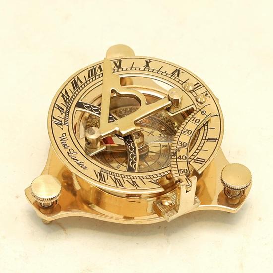 10.16 Cm Brass Sundial Compass with Wooden Box Engraving Gift Nautical Décor Handmade Steampunk Travel Compass Gift