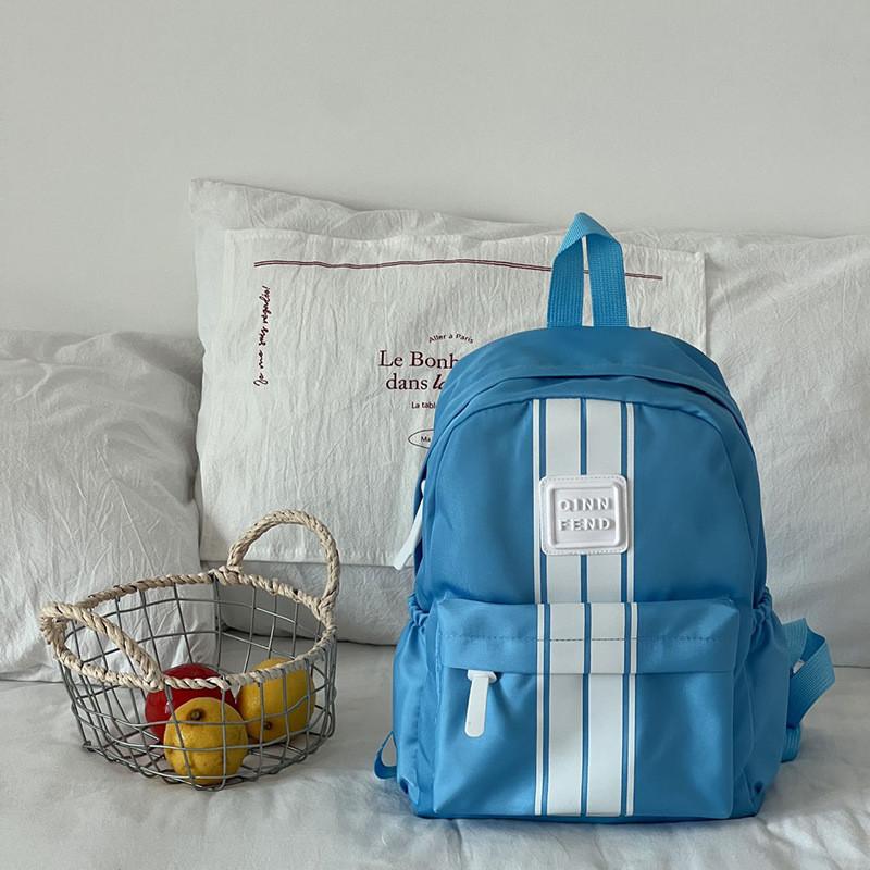 Cute And Chic Children's Backpack With Cartoon Design Comfortable And Stylish
