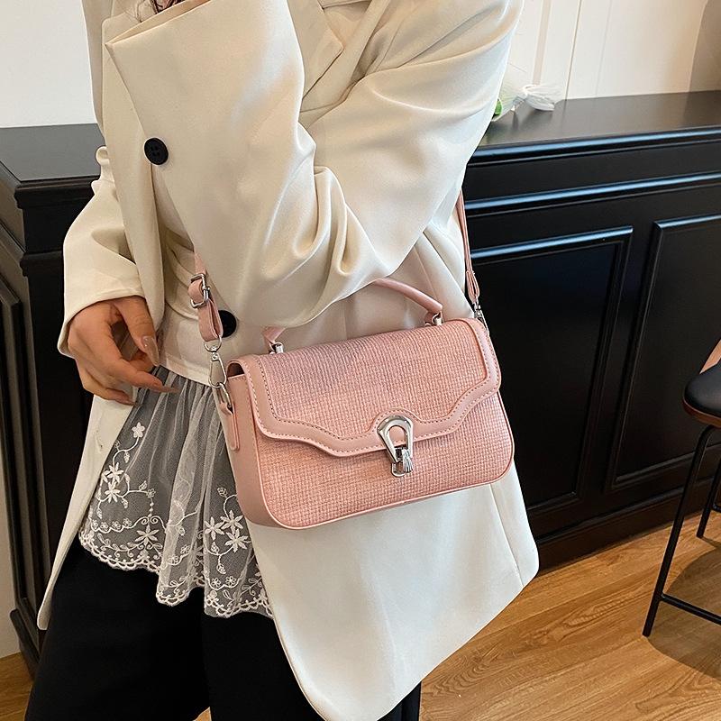 New fashion portable small square bag women's 2025 trendy versatile shoulder bag casual simple messenger women's bag
