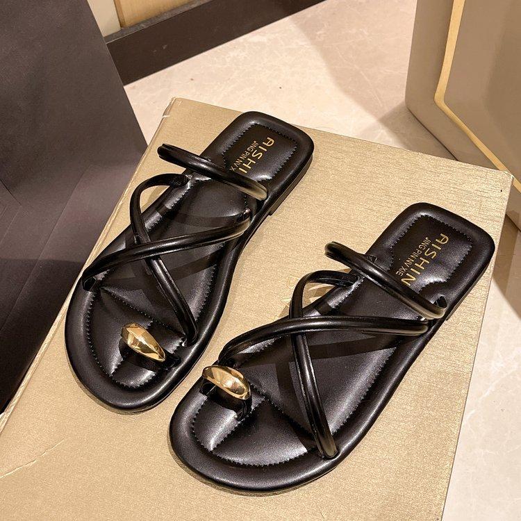 

Сандалии на плоской подошве для интернет-знаменитостей, женские, лето 2024, новый комплект с перемычкой между пальцами, повседневные уличные шлепанцы, квадратный носок, пляжные шлепанцы 35 чёрный