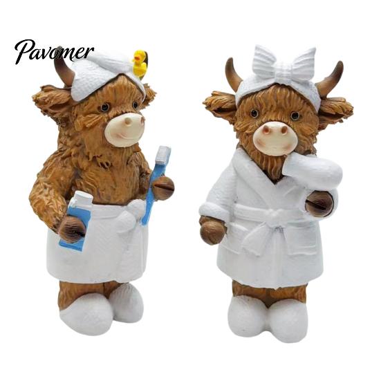 Environmentally Friendly Resin Decor Highland Cow Bathroom Figurine, Bathrobe Statue, Wateroroof Small Desktop Figurine Gift Animal Ornament for Sink