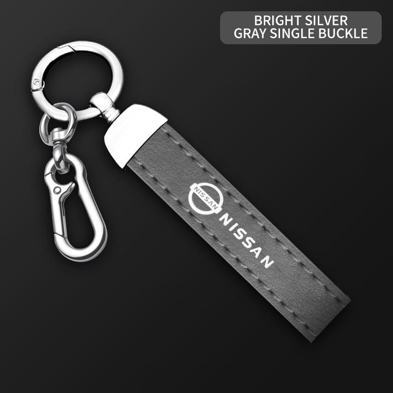 Car Key Chain Metal 360 Degree Rotating Buckle For Nissan Murano Navara Qashqai X-trail Patrol NV200 Note Frontier Accessories