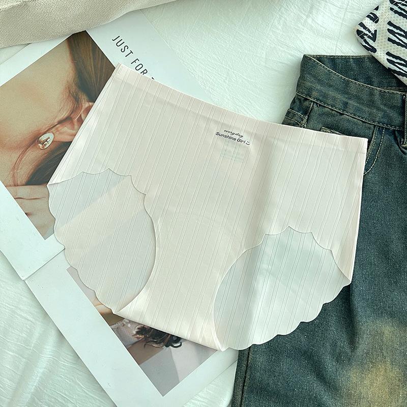 Женские летние тонкие новые 10А антибактериальные с удлиненной ластовицей дышащие бесшовные трусы-слипы со средней посадкой M