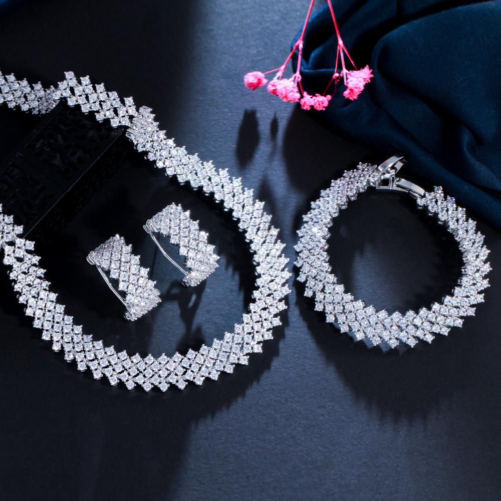 Bridal Jewelry Necklace Earrings Bracelet Three-Piece Chain, Super Flash Zircon Dinner Wedding Set