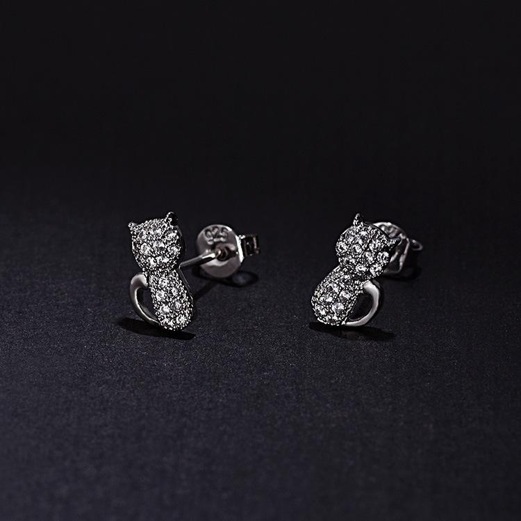 Anti-allergic Zircon Full Diamond Women's Kitten Earrings Fashionable and Popular Jewelry