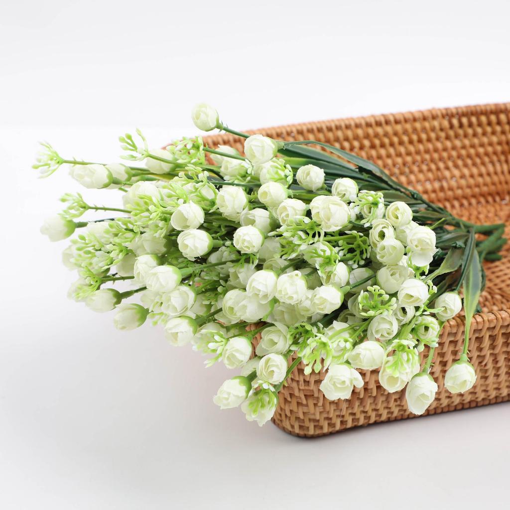 Artificial Greenery Bouquets for Home, Hotel, Wedding, and Decoration