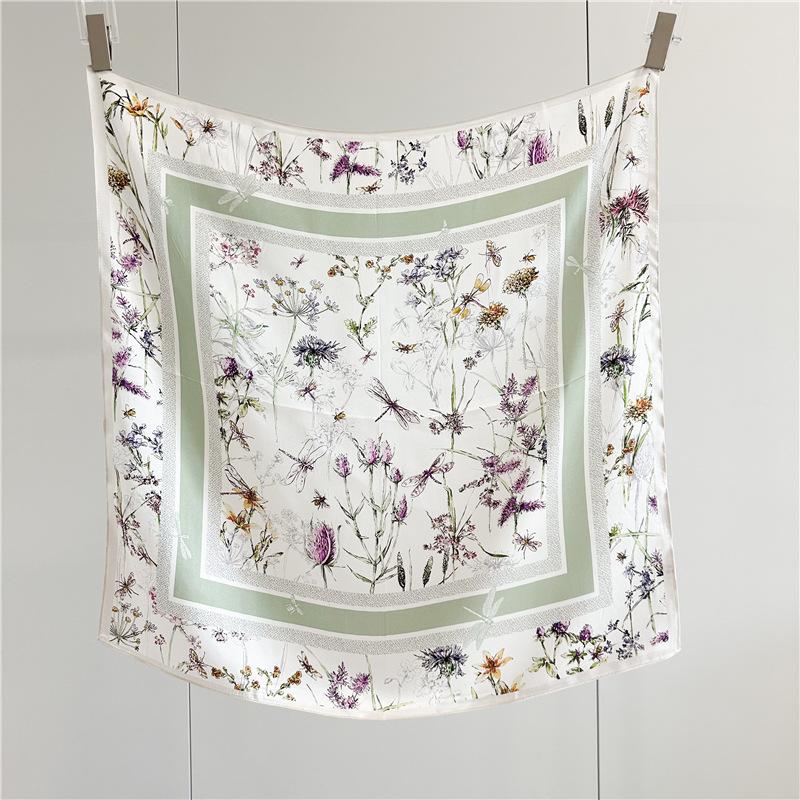 100% Silk Scarf Women's Spring Summer Fashion Versatile 12 MM Silk Scarf 65cm Medium Square Scarf Shape Decorative Shawl