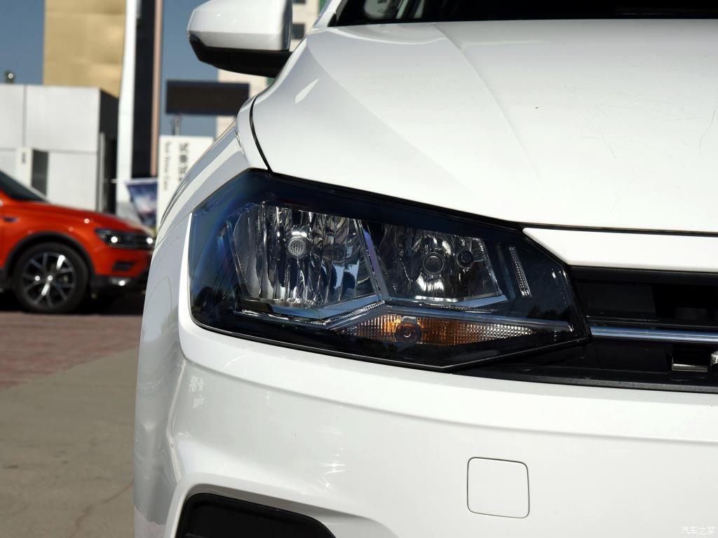 Capac Far Compatibil pentru Volkswagen Polo 2018/19 - Mască Transparentă