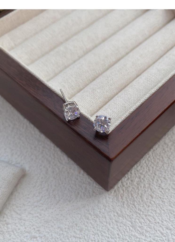 S999 Sterling Silver Four-Prong Zircon Stud Earrings - Luxurious High-Shine Piercing Jewelry