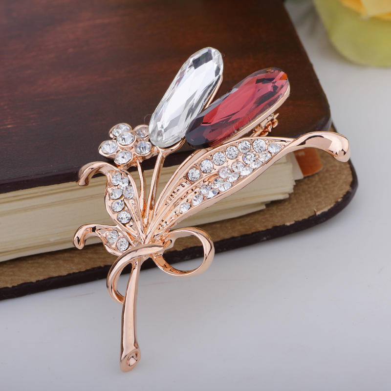 JMXD-Fashion Diamond Corsage Metal Accessories Peacock Open Screen Rhinestone Decorative Party Brooch золотой