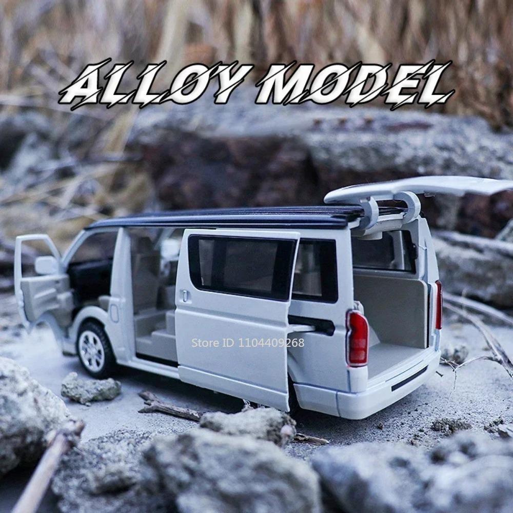 1:32 HIACE MPV LM300H Alloy Car Model Toy Diecast Metal Van Simulated Business Vehicles Light Sound Toys For Boys Birthday Gifts