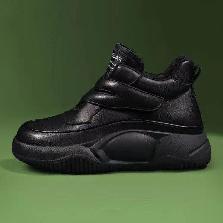 

Новые кроссовки на танкетке для женской обуви, модные теплые плюшевые женские ботильоны, удобные повседневные короткие ботинки с мягкой подошвой 35