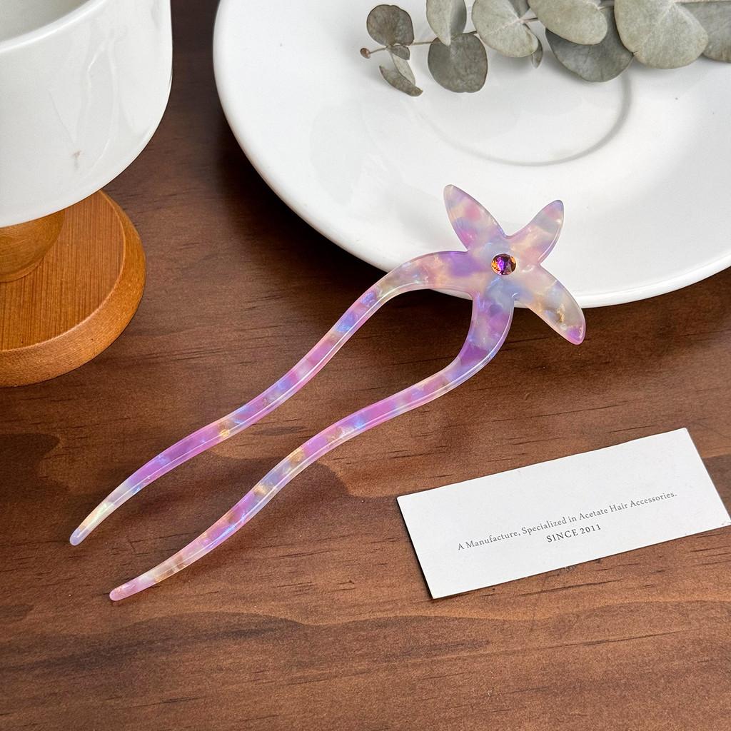 Elegant fjärilshårnål gjord av acetat med pärlinläggning Snygg U-formad hårpinne