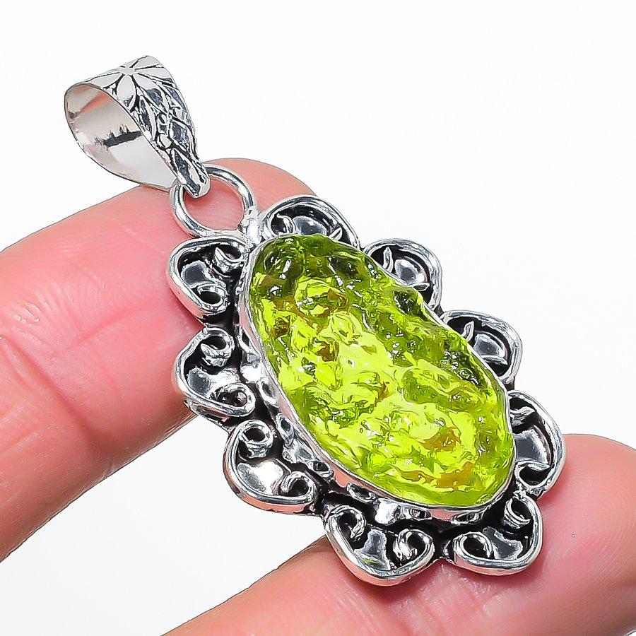 Natural Moldavite Quartz 925 Sterling Silver Jewelry Pendant 1.97  AP-14470