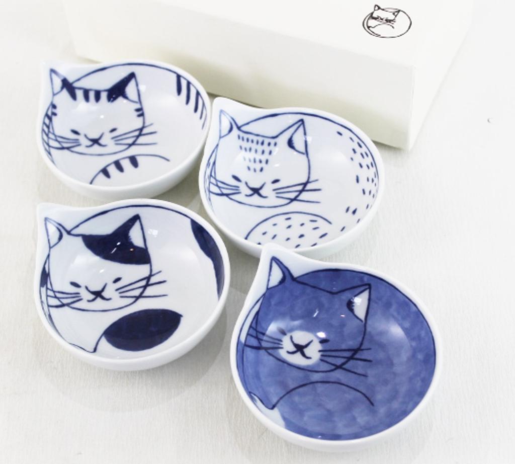 Hasami Ware Coneco Bowl and Plate Set of A Great Gift for Cat Microwave and Dishwasher Made In Product Cat-patterned 4. Lovers. Safe. Japan. Code
