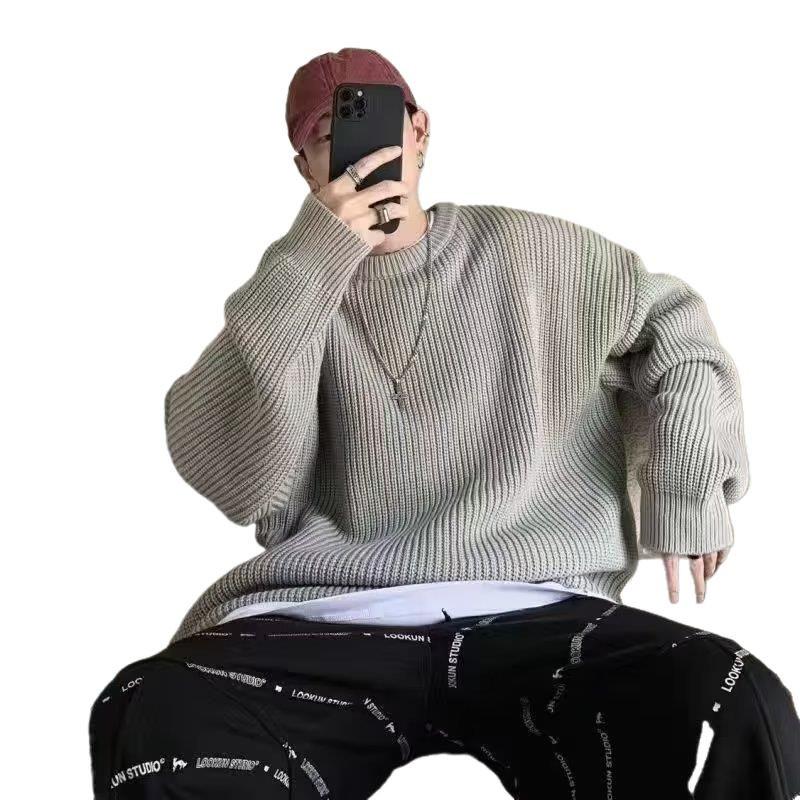 Men's Retro Korean Style Loose Knit Sweater - Solid Color, Round Neck, Autumn/Winter Trend.