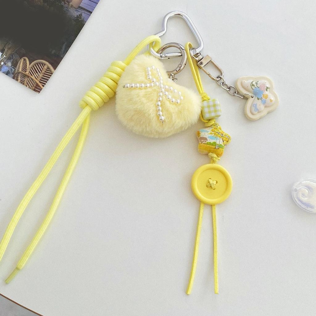 Stylish Heart Keychain Pendant Purse Decoration Unique Key Holder Perfect for Backpacks Wallets or Home Decoration