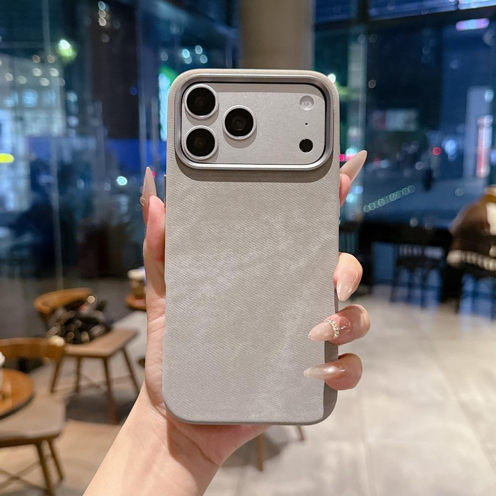 

Retro Slim Fiber Flannel Alloy Lens Phone Case For iPhone 17 Air 17e 16 15 14 Plus 13 Pro Max For Magsafe Magnetic Charge Cover iPhone 15 серый